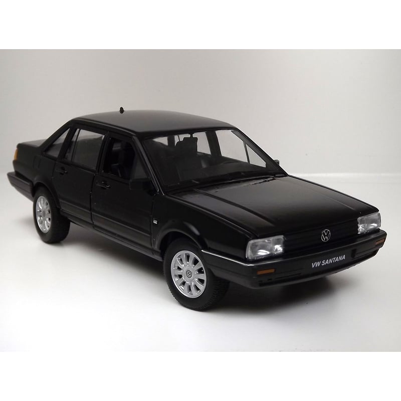 Welly 1/18 VW Santana GLS 1986
