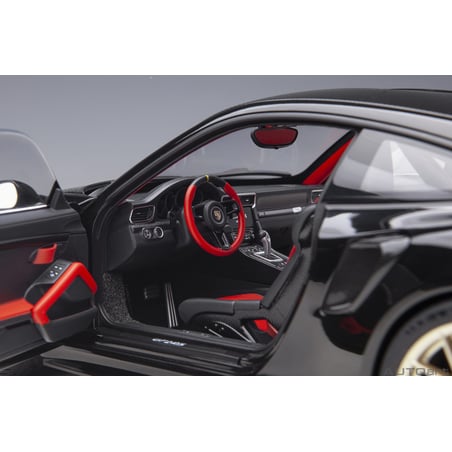 Autoart 1/18 Porsche 911 (991.2) GT2 RS Weissach Package 2017