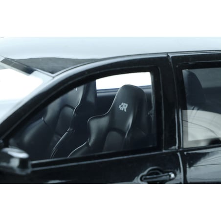 Otto Mobile 1/18 Volkswagen Golf IV R32 2003