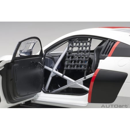 Autoart 1/18 Audi R8 FIA GT GT3 Geneva Presentation Car 2016 No.1