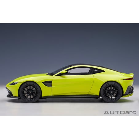 Autoart 1/18 Aston Martin Vantage 2019