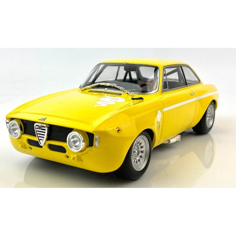 Minichamps 1/18 Alfa Romeo GTA 1300 Junior 1971