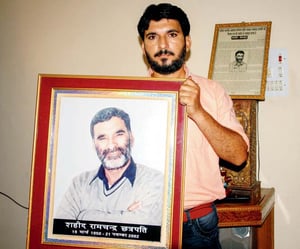 শান্তিপ্রিয় হিন্দুত্ববাদী? 2 Ram Chander Chhatrapati murder