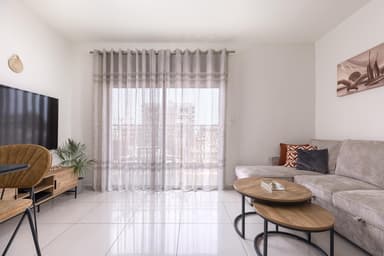 Appartement deux pièces avec balcon (B) - 3