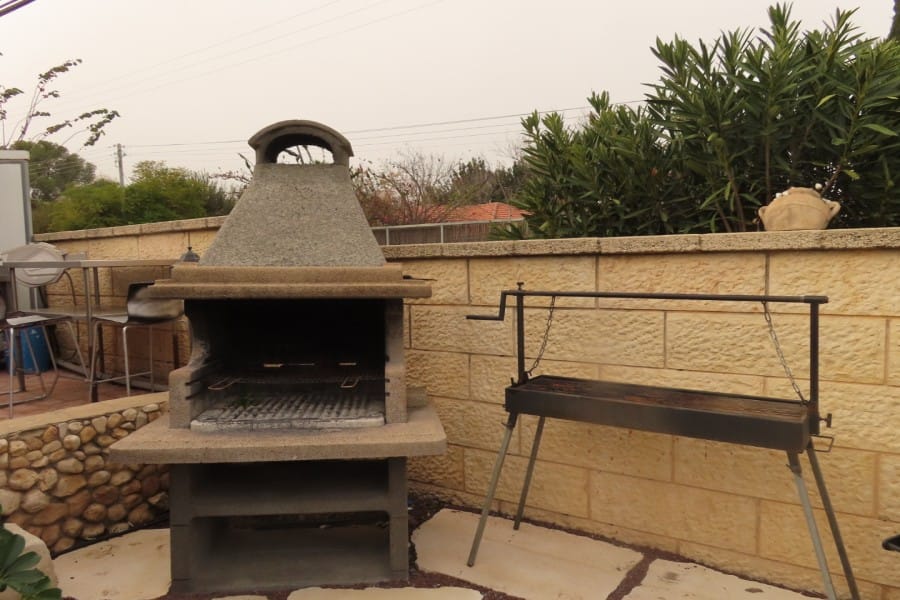 בקתות בשדה in שדה אליעזר, גליל עליון, ישראל
