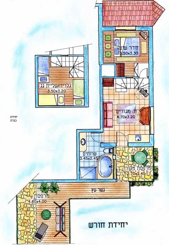 חורש - צימר עץ בשלושה מפלסים עם גלריה, ג'קוזי ומרפסת בין האורנים - 11
