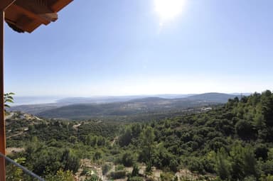 שחר - צימר עץ עם ג'קוזי מול הכנרת - 19