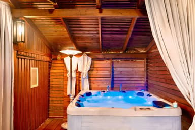 Suite familiale avec cour privée et jacuzzi - 12