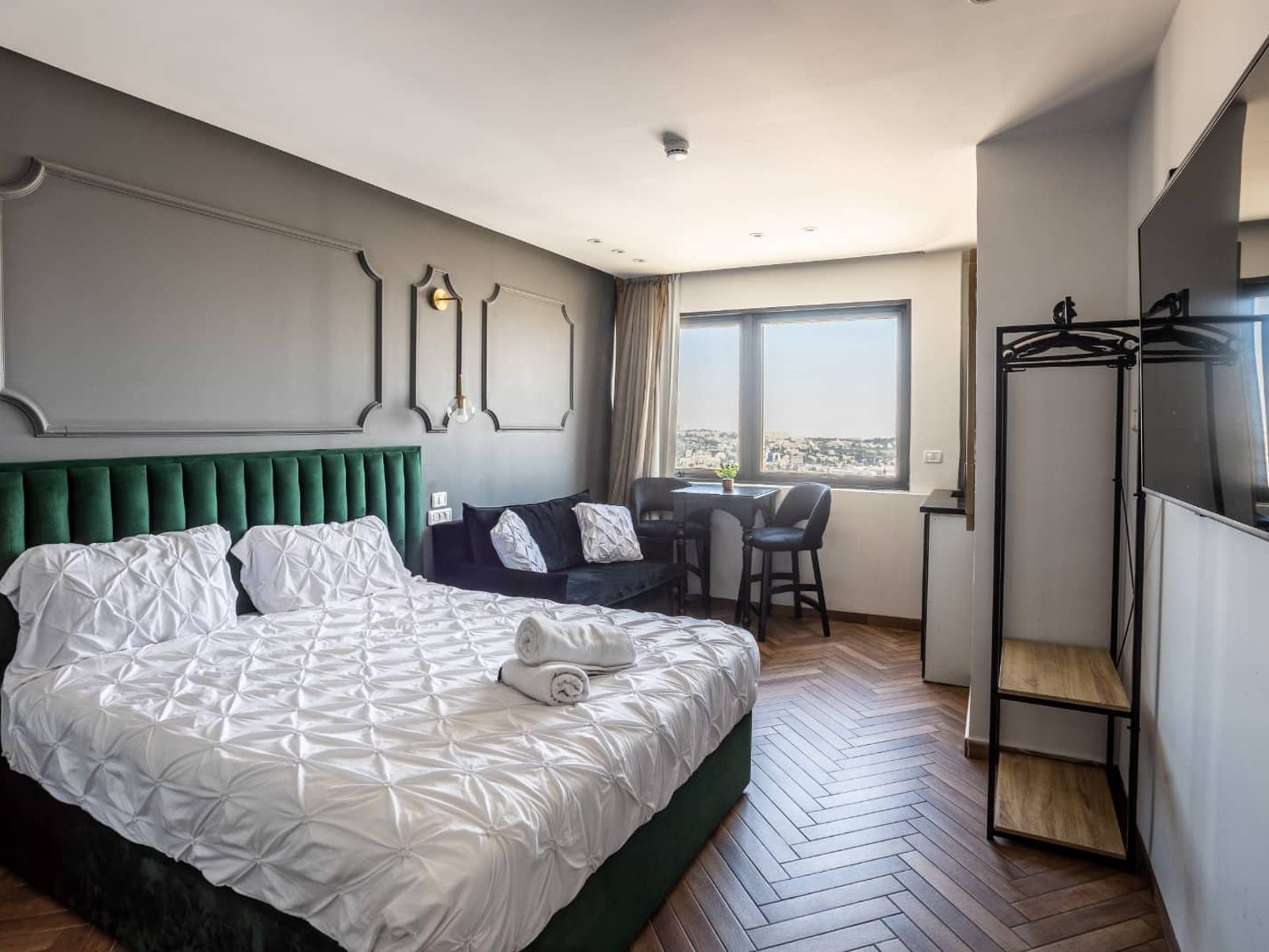 Perla Low-Cost Premium 3