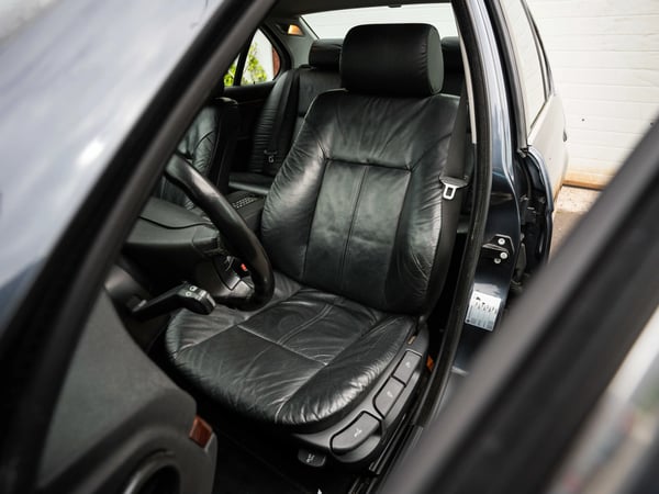 BMW E39 523i A - 1997