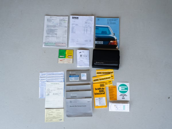 Mercedes Benz W124 300E - 1991