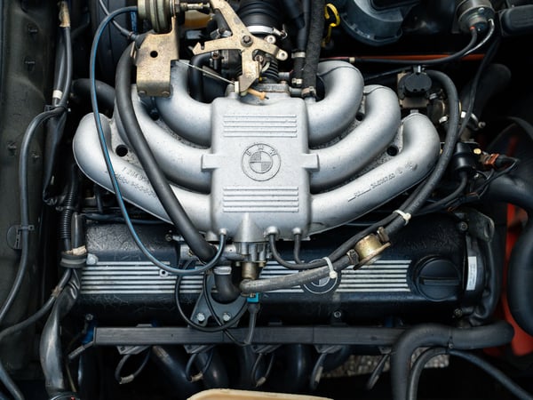 BMW E30 323i Coupe - 1984