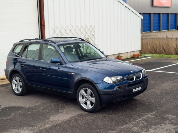 BMW X3 2.5i Executive - 2005