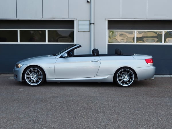 BMW E93 325i Cabrio M-Sport - 2008