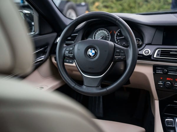 BMW 750Li High Executive F02 - 2009