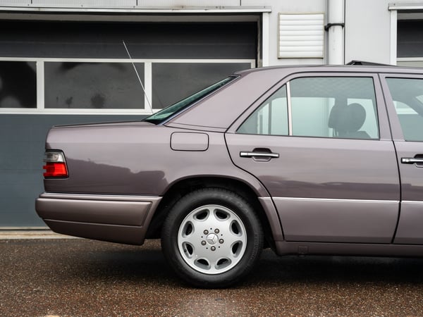 Mercedes-Benz E320 W124 - 1994