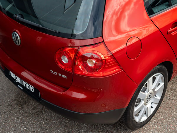 Volkswagen Golf V 2.0 FSI - 2004