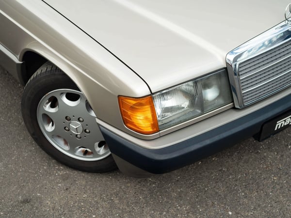 Mercedes Benz 190E 2.3 - 1990