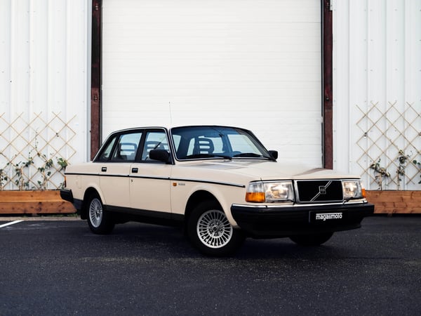 Volvo 240 2.3 GL - 1987