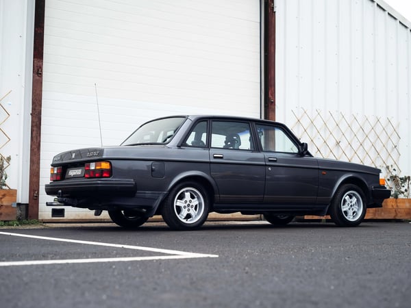 Volvo 240 2.3 GLT - 1990