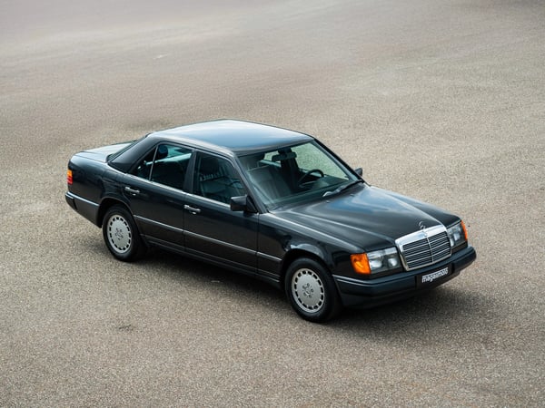 Mercedes Benz W124 300E - 1986