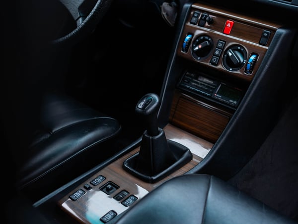 Mercedes W124 300E - 1989