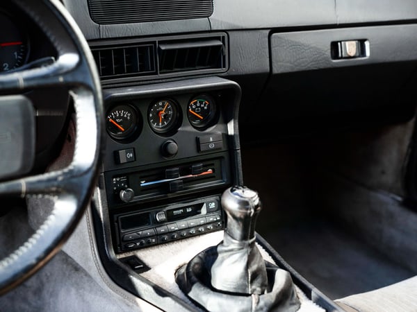 Porsche 924S 2.5 - 1987