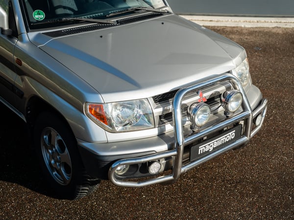 Mitsubishi Pajero GDI 2.0 Styling - 2000