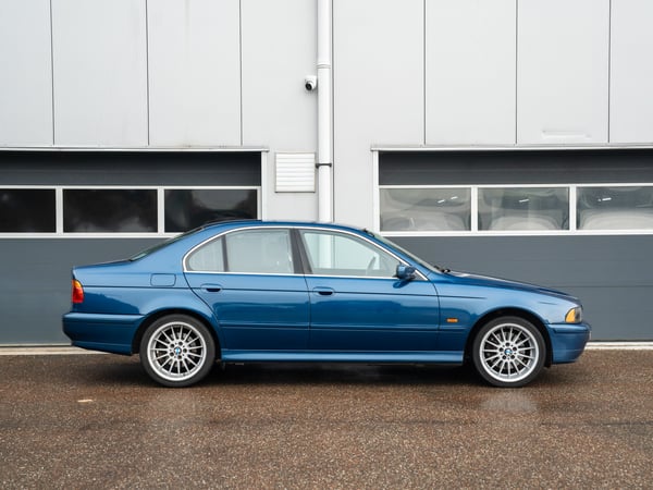 BMW 530i E39 - 2001