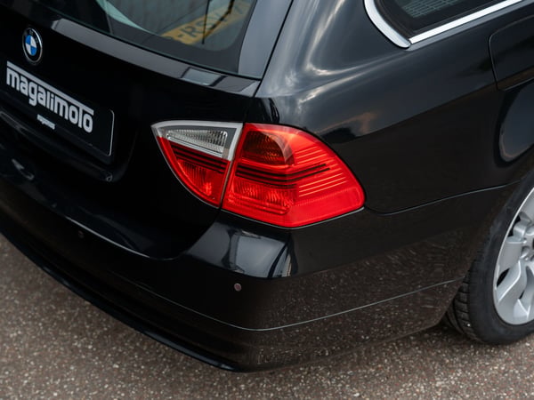 BMW 330i Touring E91 - 2006