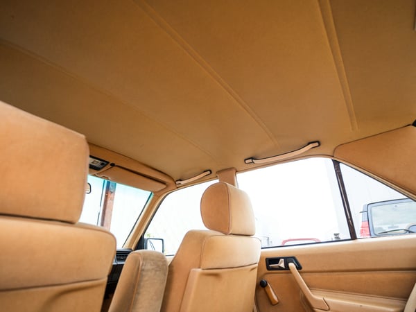 Mercedes Benz W201 190E 2.0 - 1989