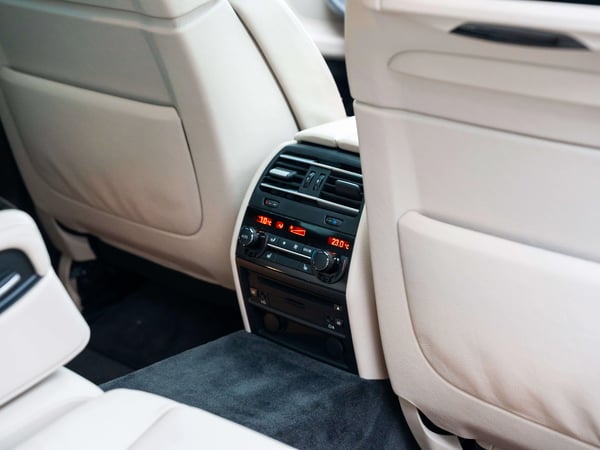 BMW 750Li High Executive F02 - 2009