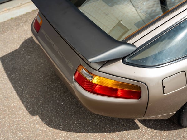 Porsche 928 S4 Automatic - Paint to Sample - 1988