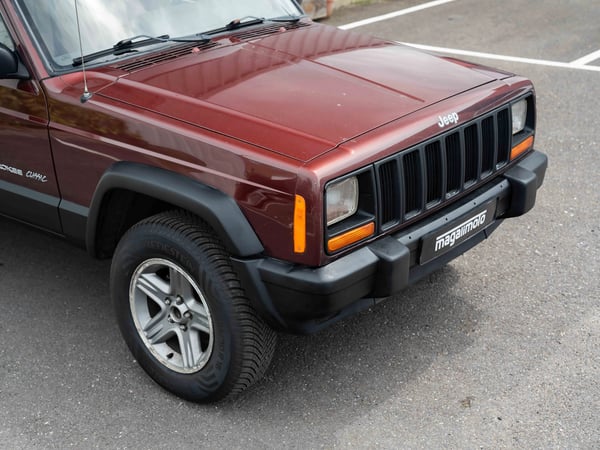 Jeep Cherokee XJ 4.0i Classic - 2000