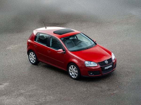 Volkswagen Golf V 2.0 FSI - 2004