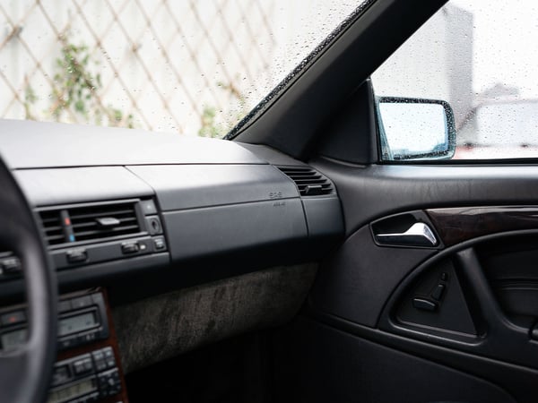 Mercedes Benz R129 - SL320 1997