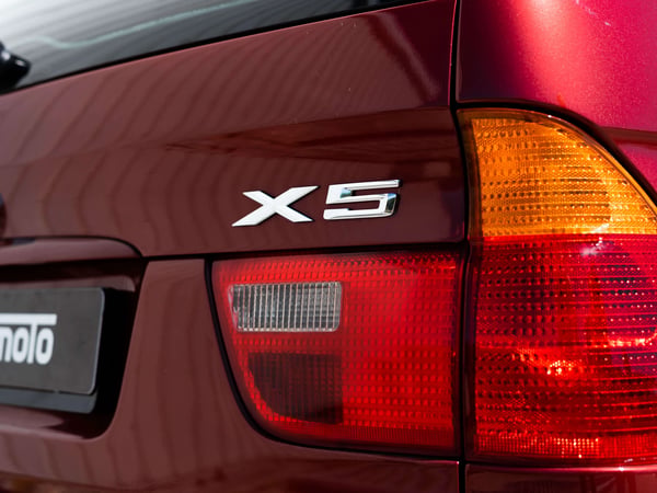 BMW E53 X5 4.4i - 2002