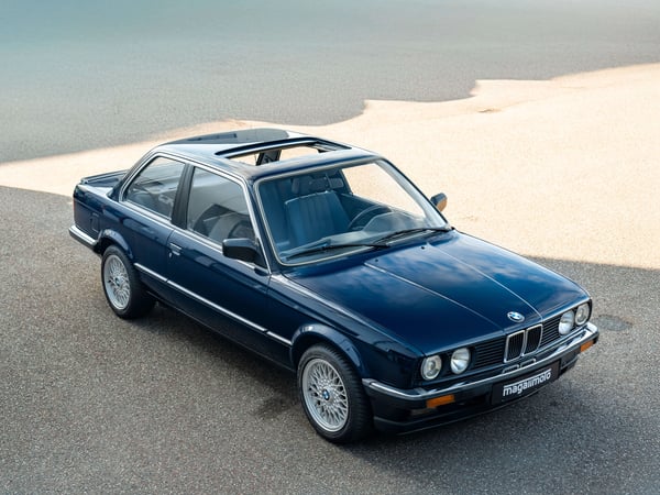 BMW E30 323i Coupe - 1984