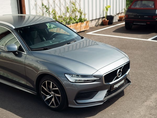 Volvo V60 T5 Momentum - 2018