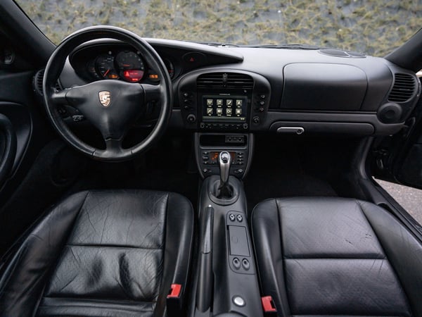 Porsche 911 Carrera 4S 996 - 2002