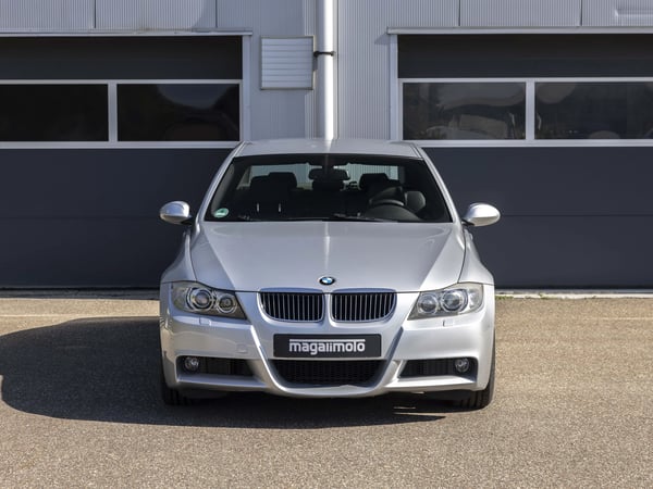 BMW E90 325i M-Sport - 2005