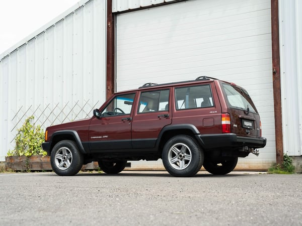 Jeep Cherokee XJ 4.0i Classic - 2000