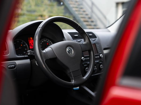 Volkswagen Golf V 2.0 FSI - 2004