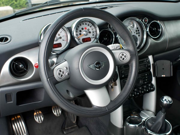 Mini Cooper S R53 - 2005