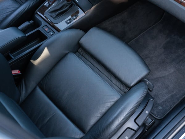 BMW E46 320i Sedan - 1998