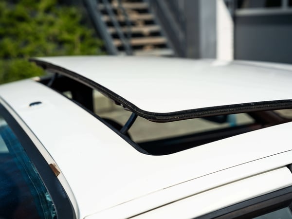 Porsche 944 Turbo - 1985