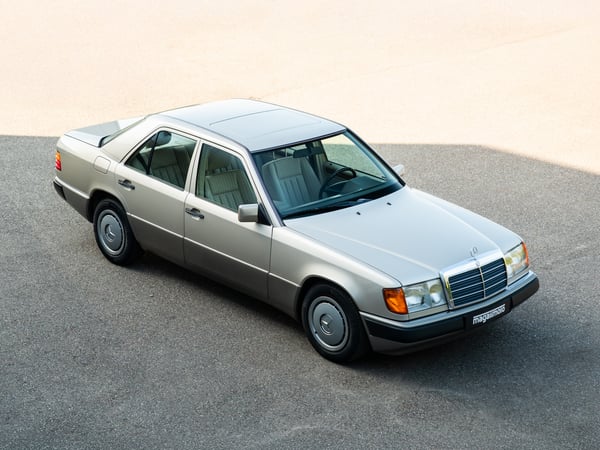 Mercedes Benz W124 300E - 1991