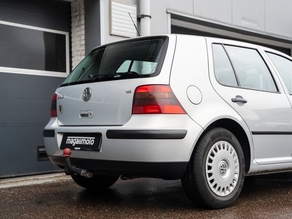 Volkswagen Golf 4 1.6 - 1999