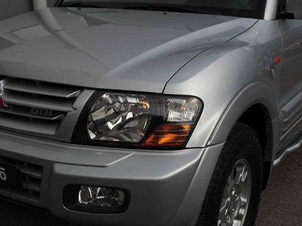 Mitsubishi Pajero V60 3.5 V6 GDI  Short Body - 2000