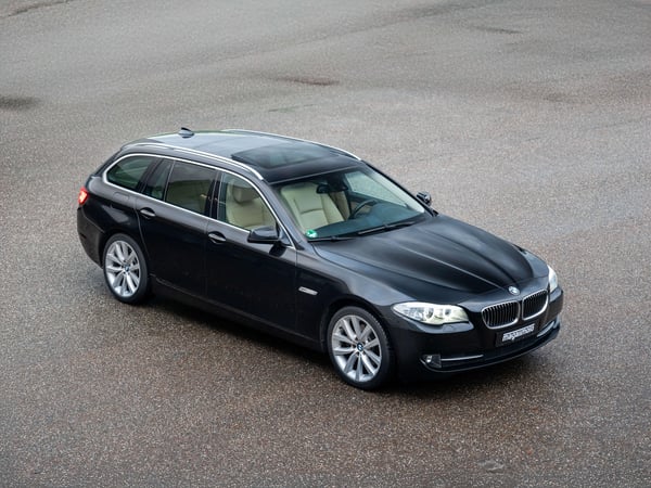 BMW F11 523i Touring - 2011